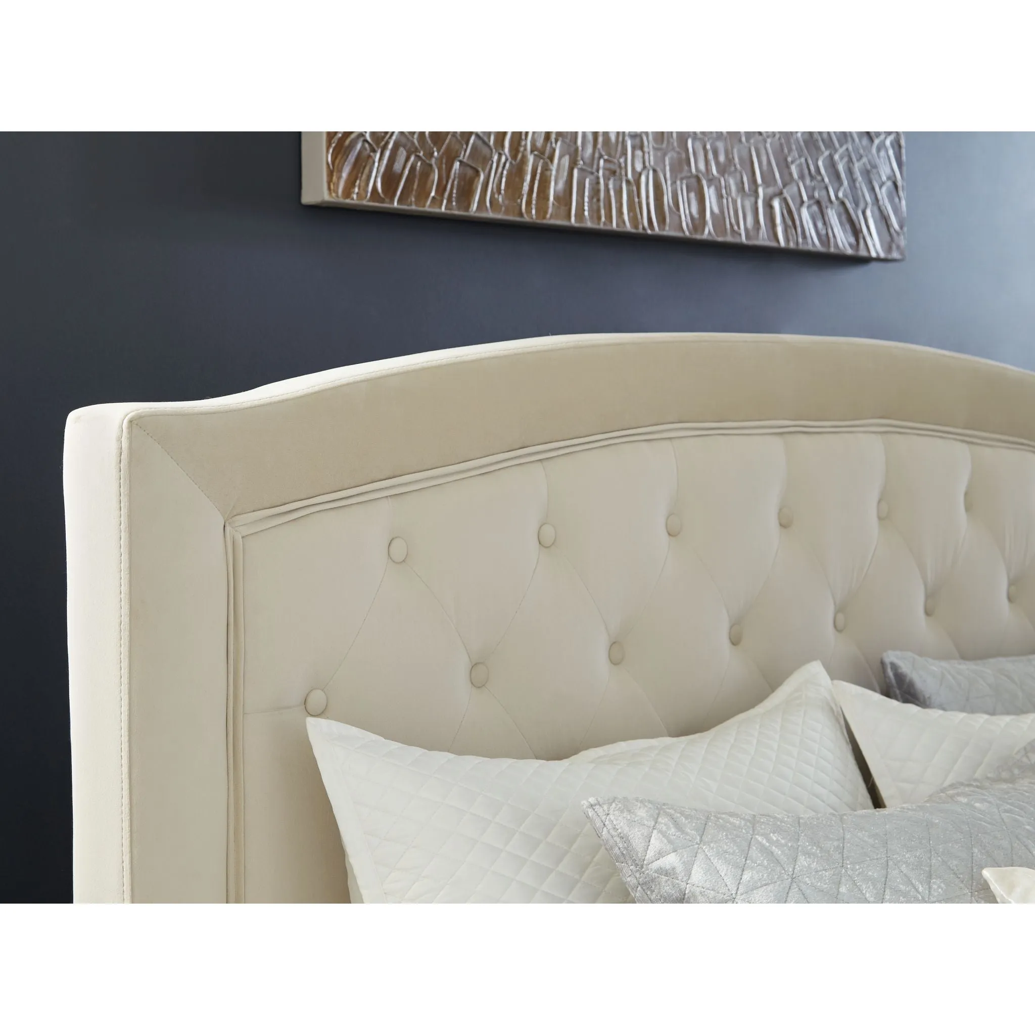 Adelloni Upholstered King Bed