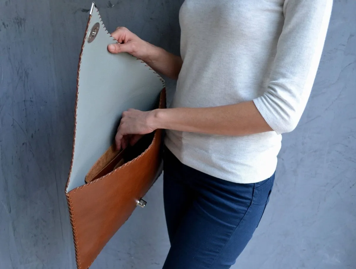 Large leather clutch in tabac brown: Large with Gold Hardware