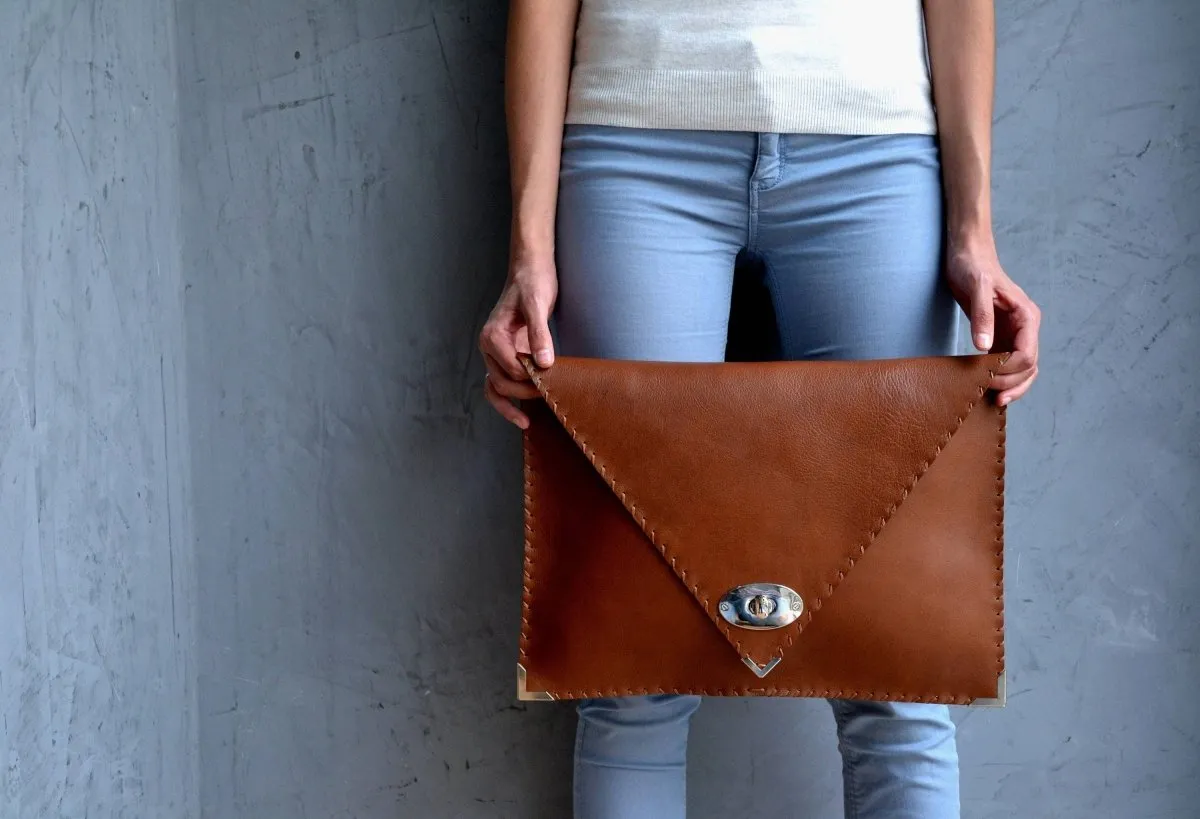 Large leather clutch in tabac brown: Large with Gold Hardware