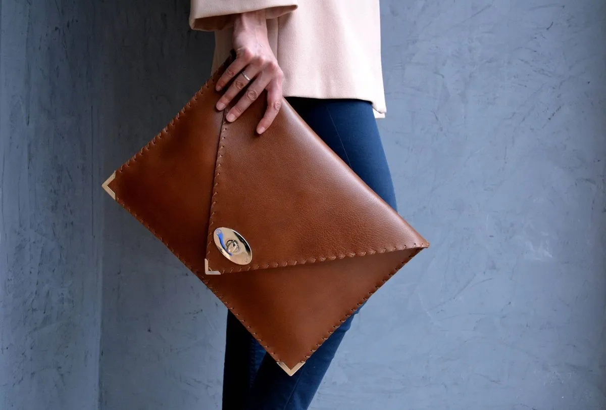 Large leather clutch in tabac brown: Large with Gold Hardware