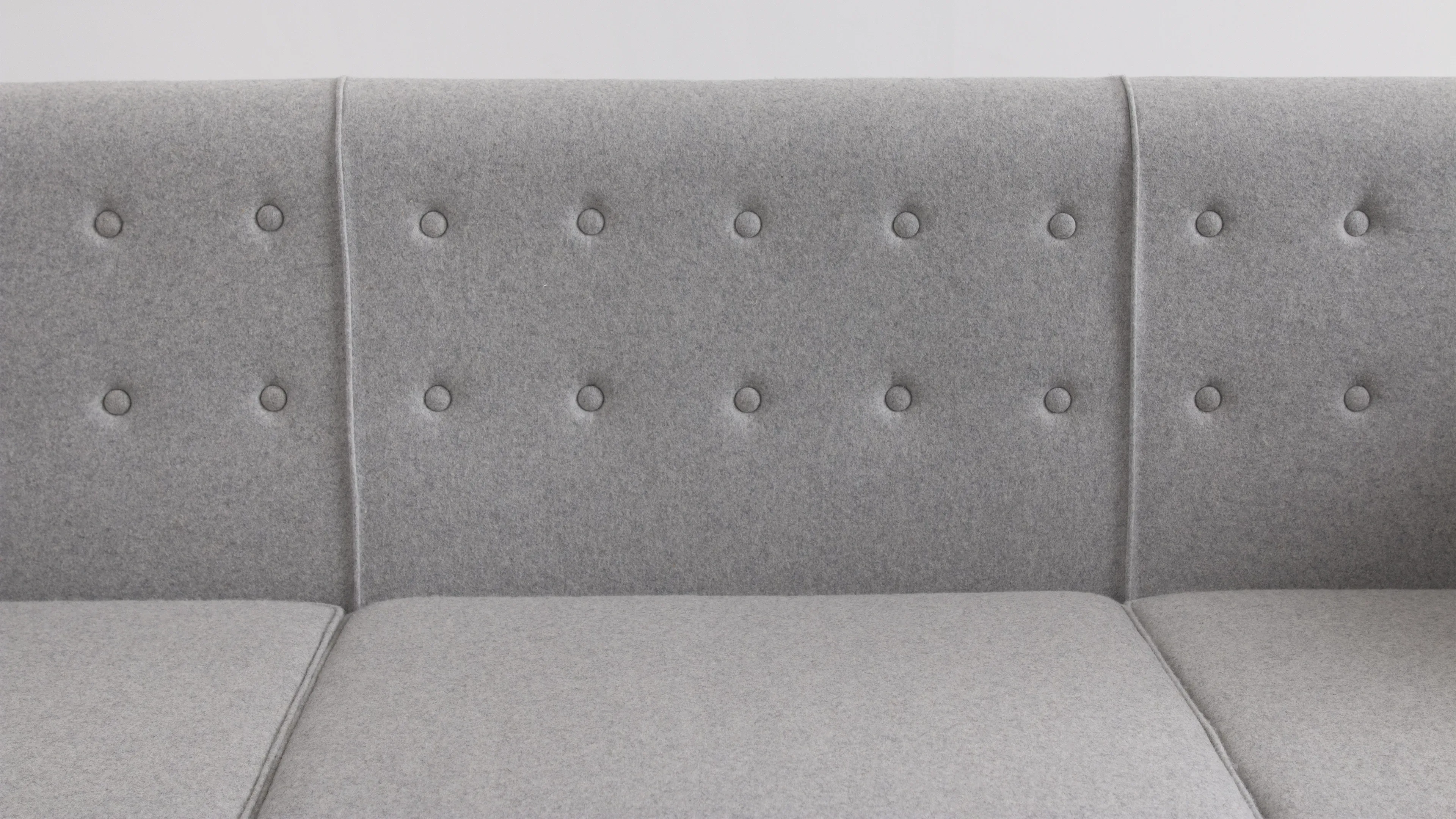 Mayor Style - Mayor Style Three Seater Sofa, Light Gray Wool and Ash