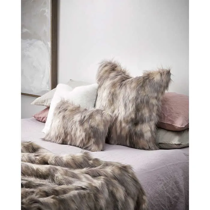 Mountain Hare Throw (Faux Fur)