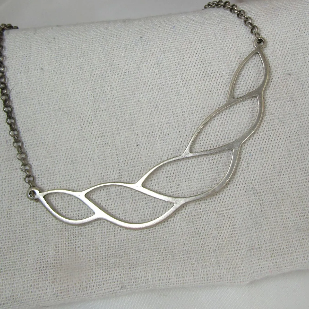 Silver Necklace  Twisted Silver  Focus  Necklace